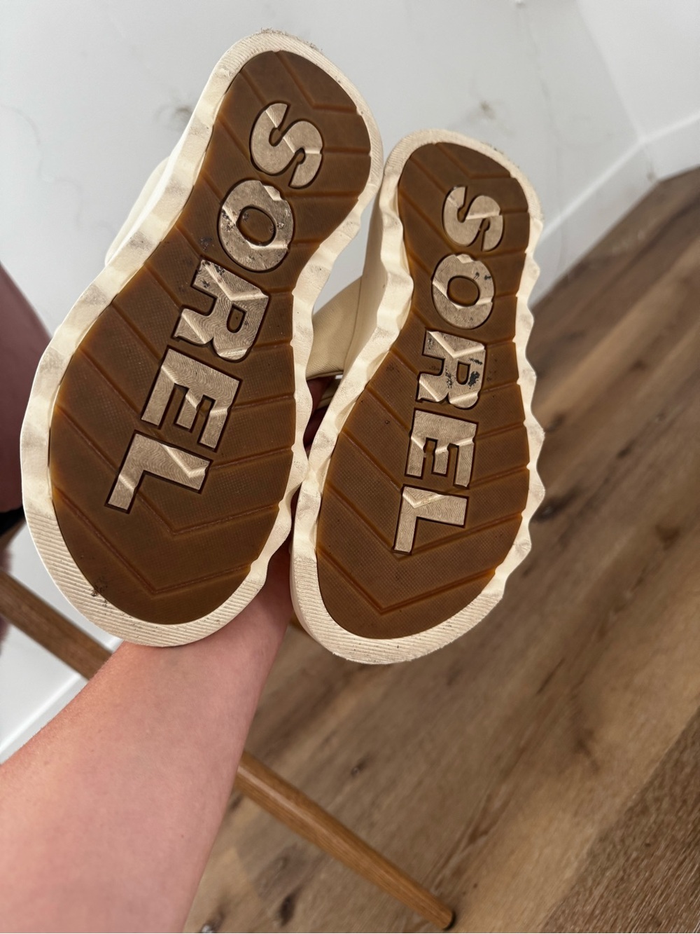 ⭐️ HOST PICK! ⭐️ SOREL Viibe Twist Slide Sandal size 7 - Picture 6 of 8